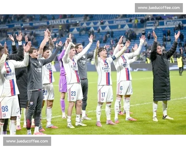 足球历史数据对比分析 世界顶级球员成就与战绩的深度解读